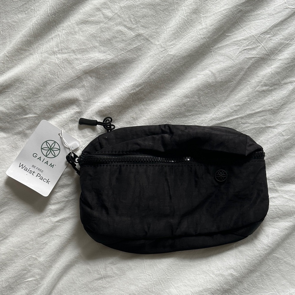 GAIAM Black Waist/Fanny Pack